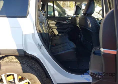 2023 Jeep Grand Cherokee Limited 4X4 z USA, uszkodzony, nr VIN 1C4RJHBG7PC643306